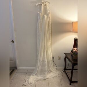 David's Bridal Ivory Lace Wedding Gown